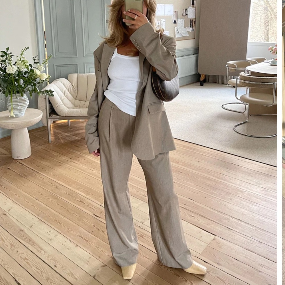 Djerf Avenue favorite pants in oat